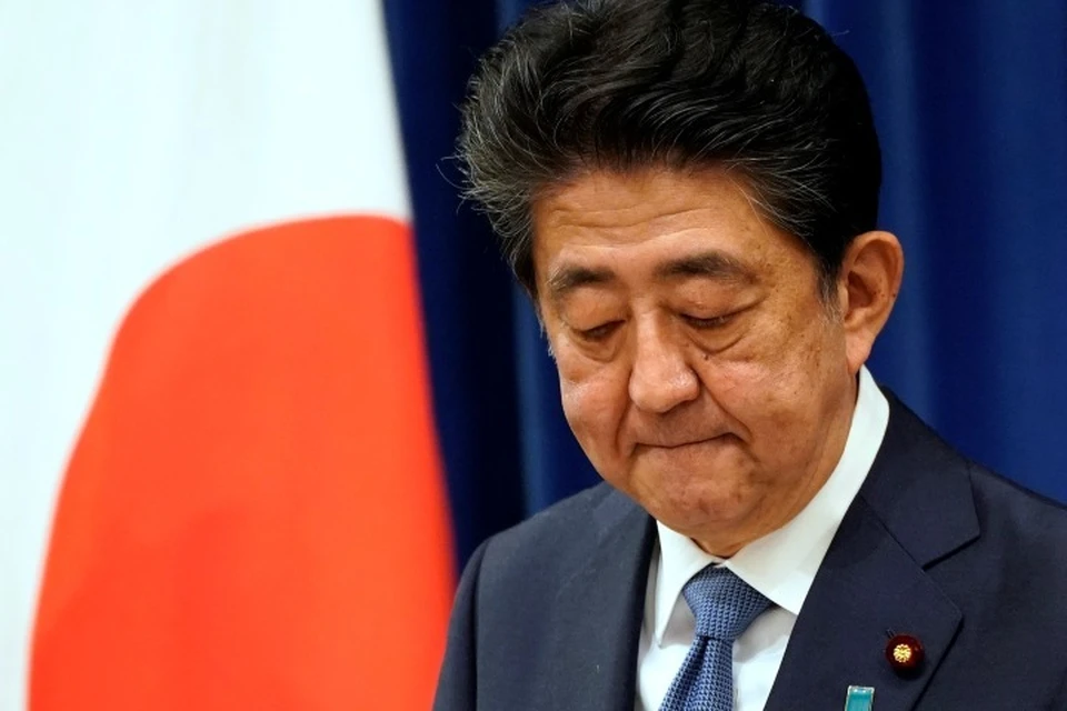 Синдзо Абэ объявил, что уходит в отставку из-за проблем со здоровьем