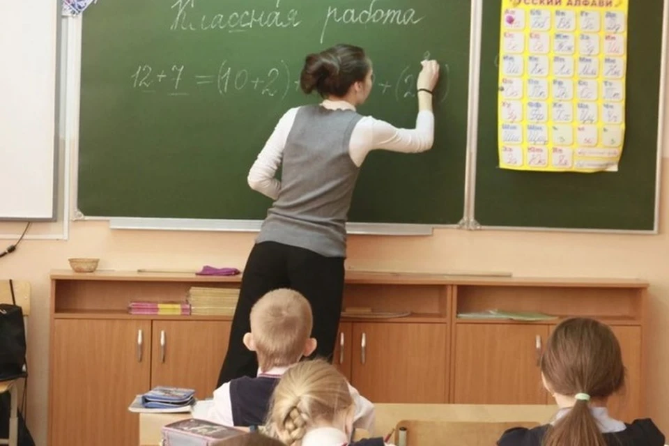 На уроках носить маски необязательно.
