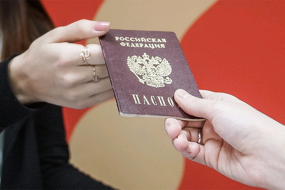 Женщина вступила за деньги в фиктивный брак