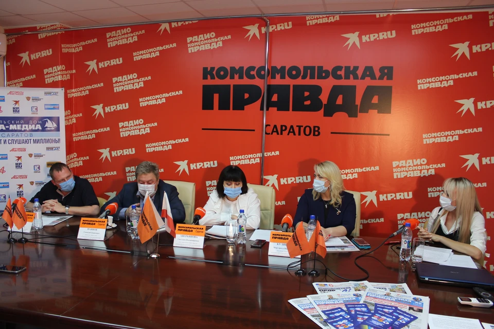 В пресс-центре "КП-Саратов" прошел круглый стол в преддверии Всемирного дня борьбы с раком груди