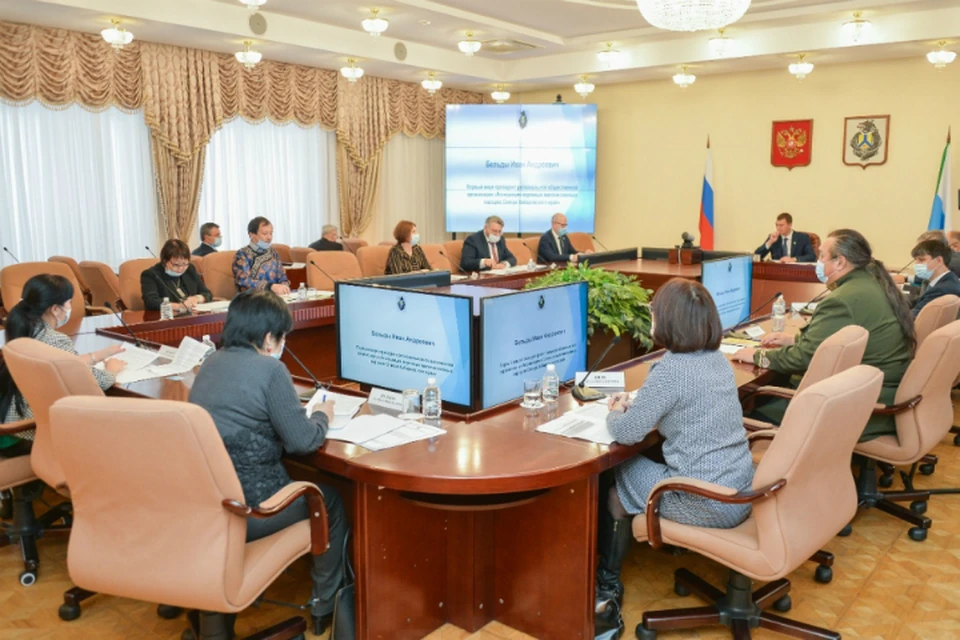 Михаил Дегтярев встретился с руководителями организаций КМНС