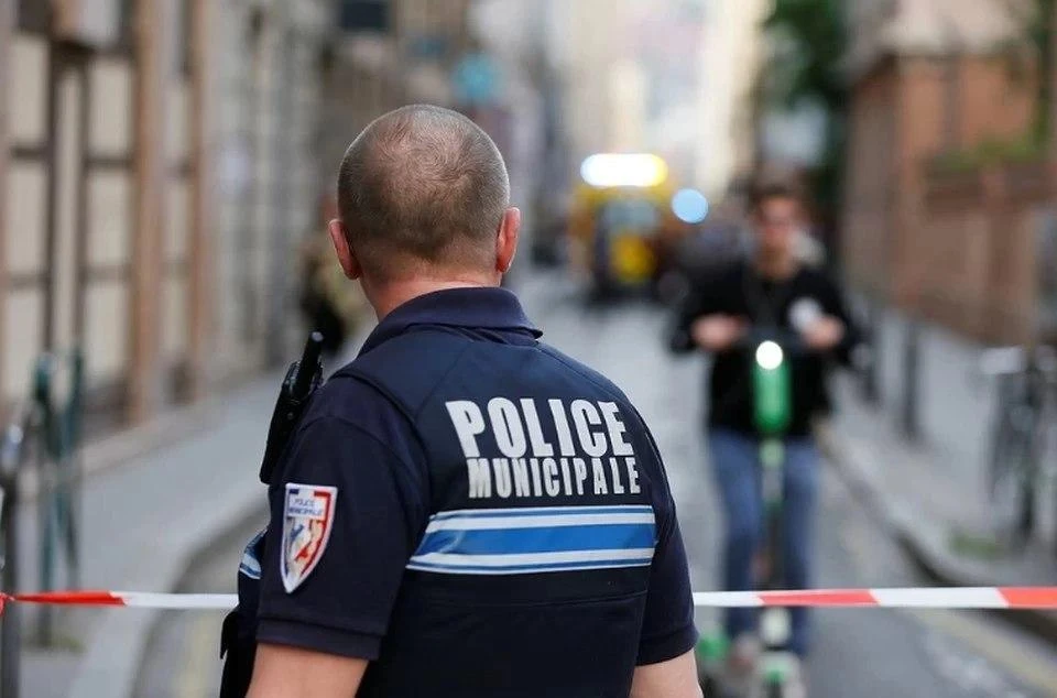 Видео с места теракта в пригороде Парижа опубликовано в сети