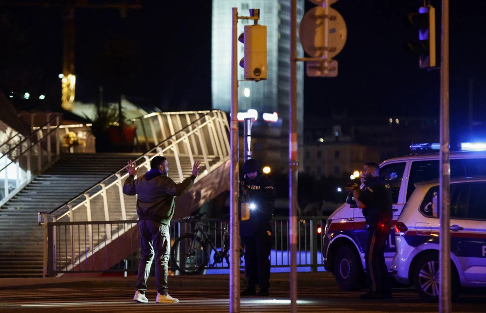 Полиция обезвредила одного стрелка в Вене