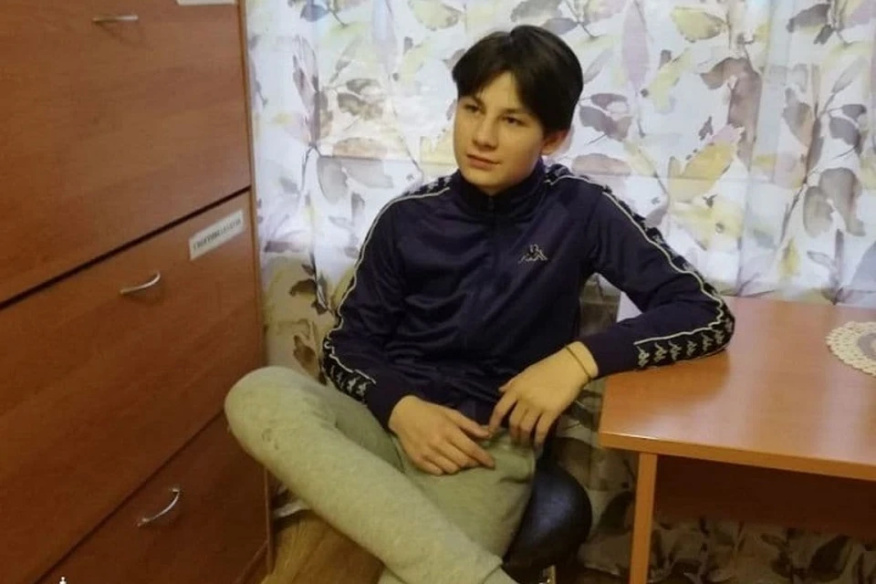 14 Летний Парень Дрочит