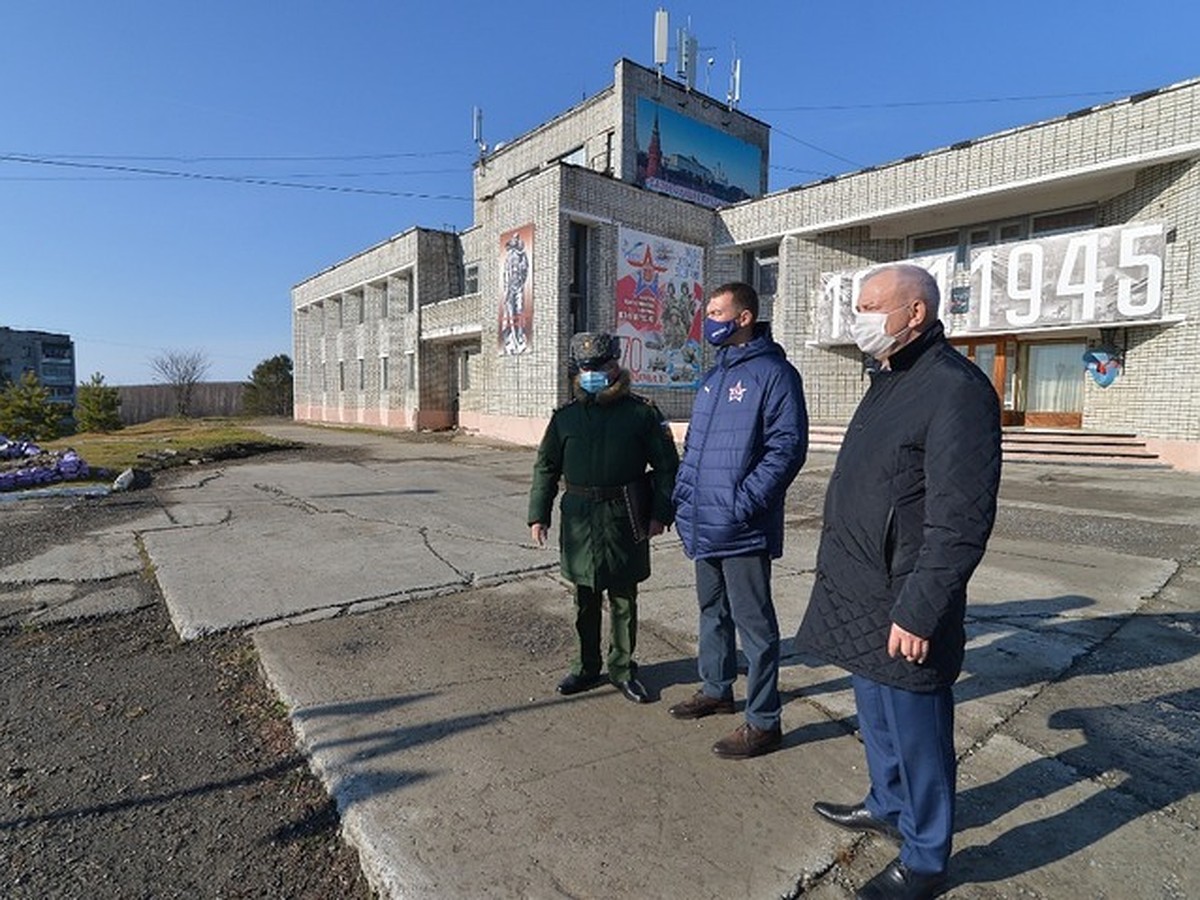 В правительстве Хабаровского края помогут военным с ремонтом жилых домов -  KP.RU