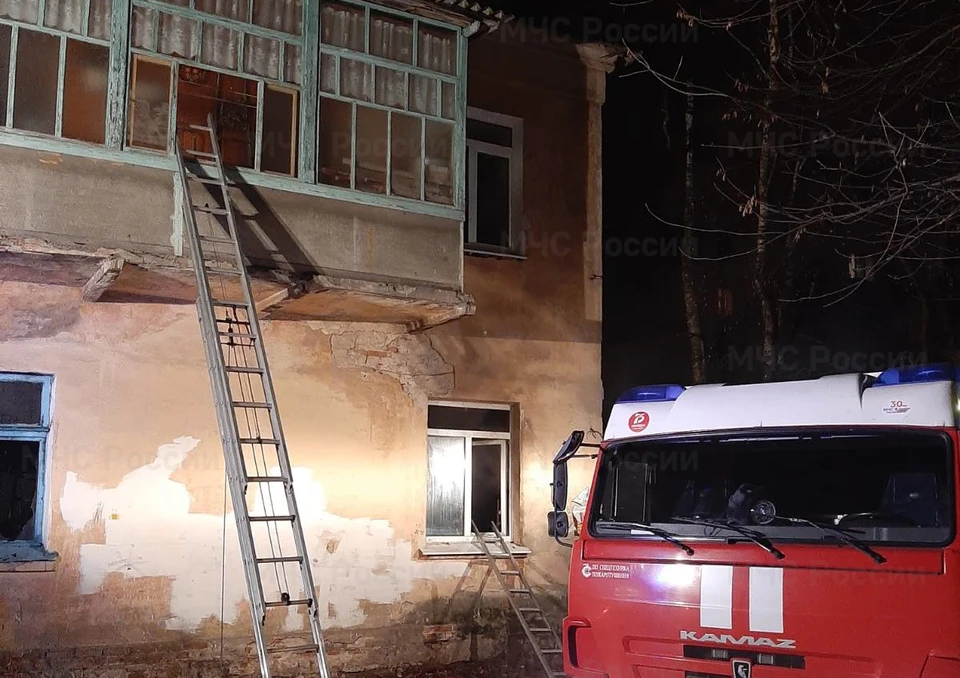 Причина пожара – неаккуратное обращение с огнем или неисправность электропроводки