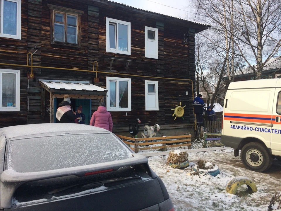 Также сегодня уже отключили газ в доме на Омской 12. Фото: Роман Игоревич