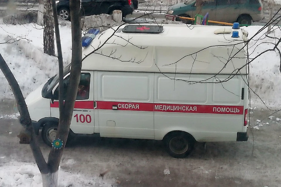 Мужчина скончался в машине скорой помощи