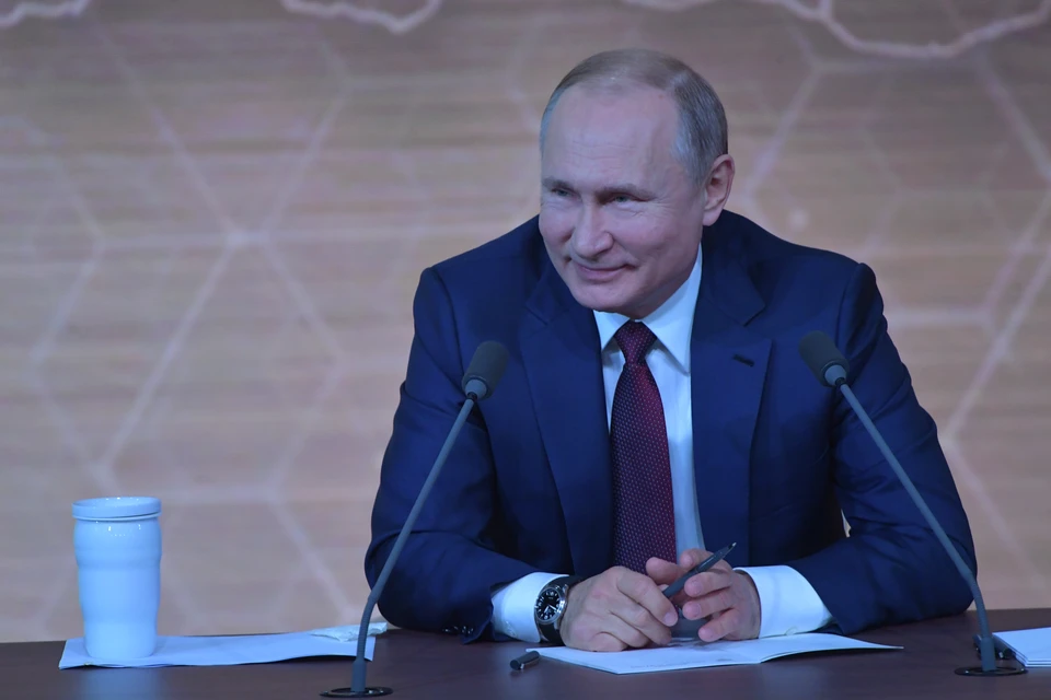Президент России удостоил татарстанских чиновников орденом Александра Невского и медалями ордена “За заслуги перед Отечеством” второй степени.