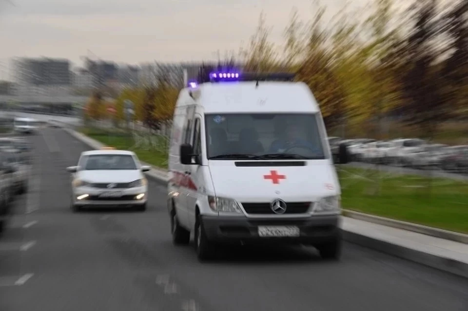 Под Новосибирском трехлетняя девочка получила химический ожог глаз из-за лака для ногтей.