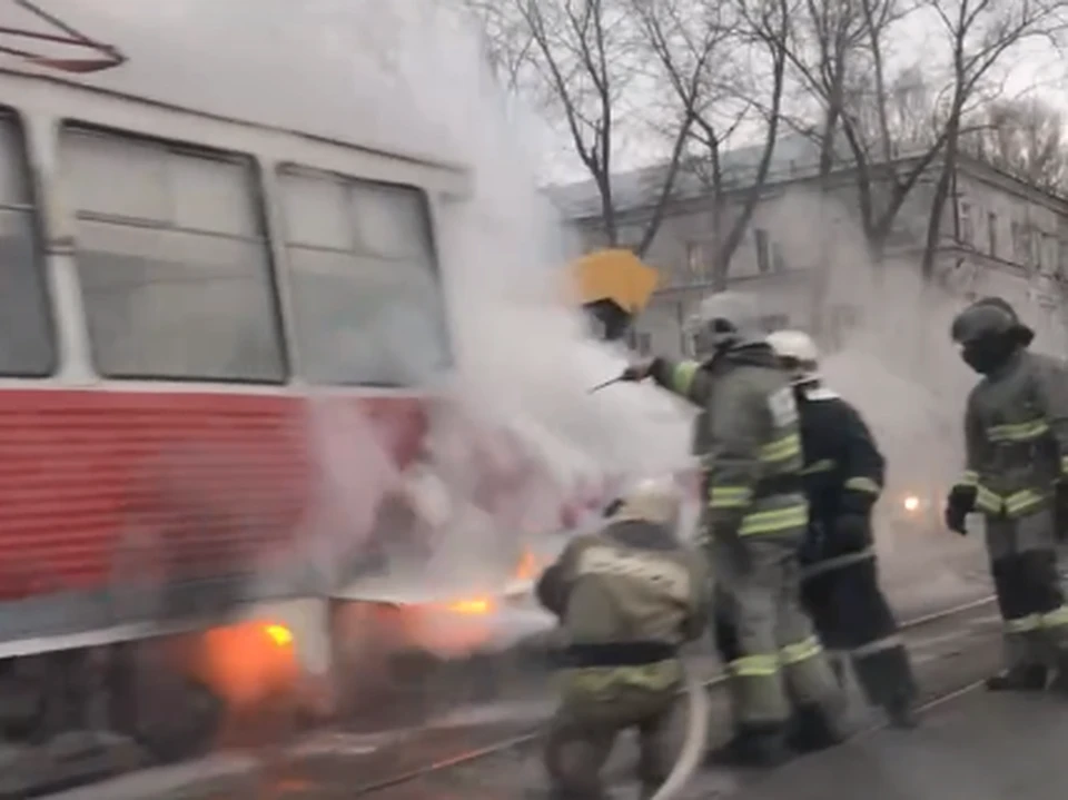 Удалось предотвратить распространение огня. Кадр из видео очевидца