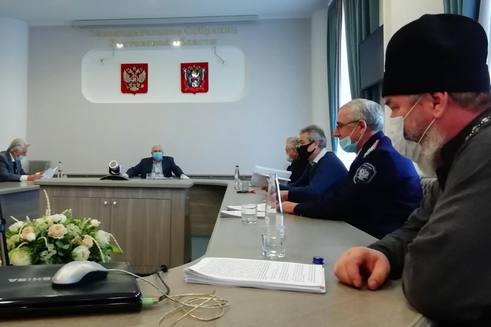 В состав комиссии входят представители общественности. Фото: правительство РО