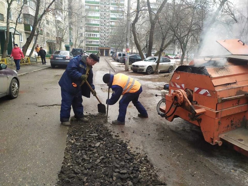 "Зимний" ямочный ремонт дорог проводят в Сормовском районе Нижнего Новгорода