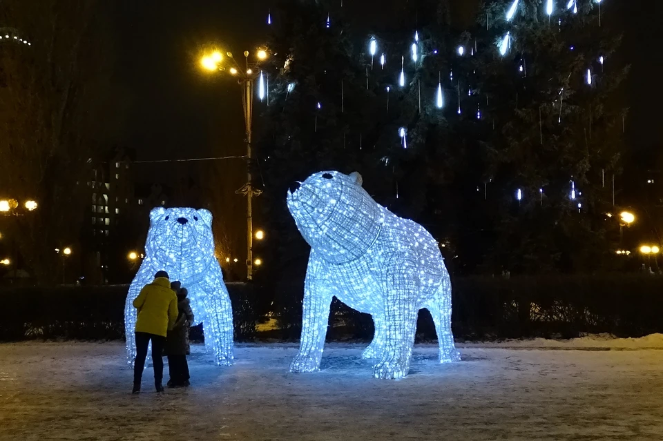 Вандалы испортили новогоднего медвежонка в Липецке