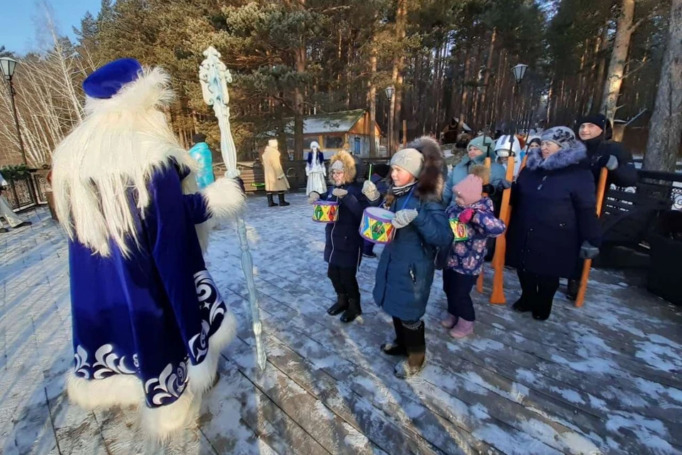 В Кузбассе открылась резиденция главного Деда Мороза. Фото: Пресс-служба АПК