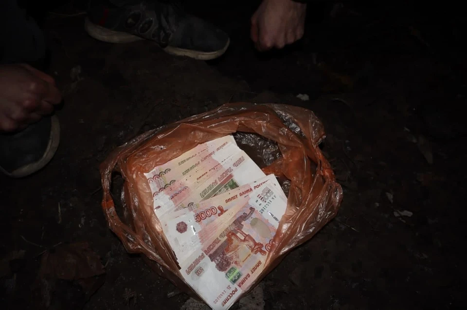 Пенсионер сообщил полицейским, что у него похитили крупную сумму денег – 2 миллиона 400 тысяч рублей. фото: пресс-служба УМВД России по Белгородской области.
