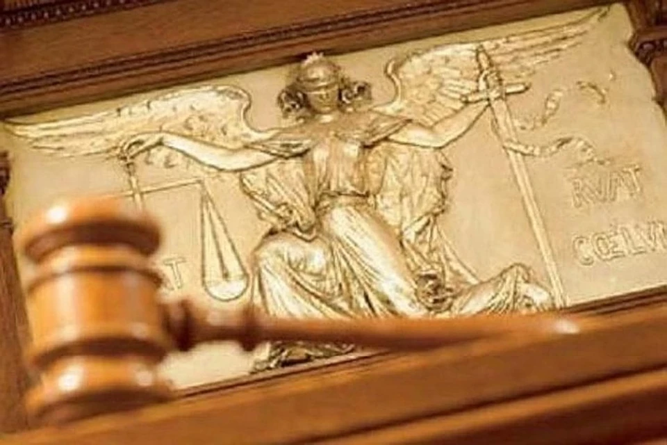 В Тверской области мужчина врезался в столб и на год лишился водительских пра.