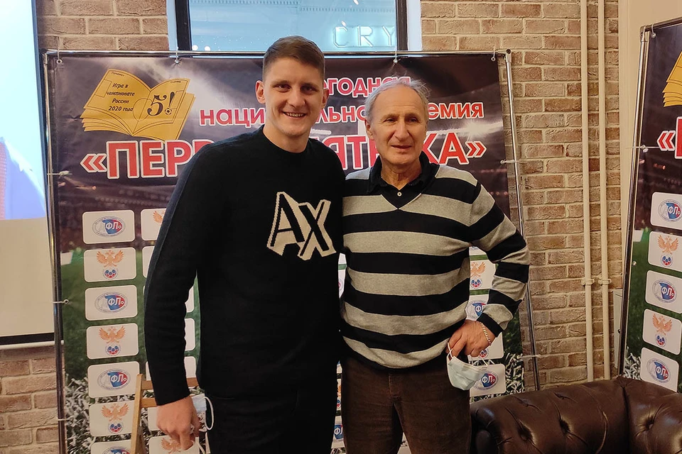 Игорь Дивеев (слева) и его первый тренер Валентин Климов