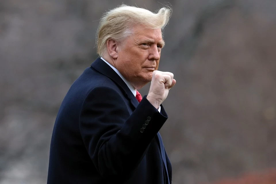 Трамп продлил финансирование правительства США на один день