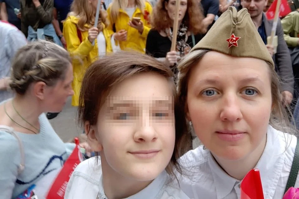 Оксана Романова с ноября 2019 года пытается добиться, чтобы ей вернули 16-летнюю дочь