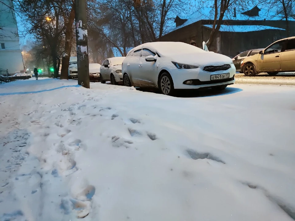 Ситуацию усугубляет сильный ветер
