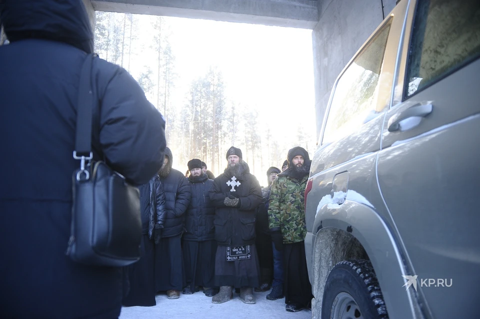 В монастырь направляются сестры Милосердия