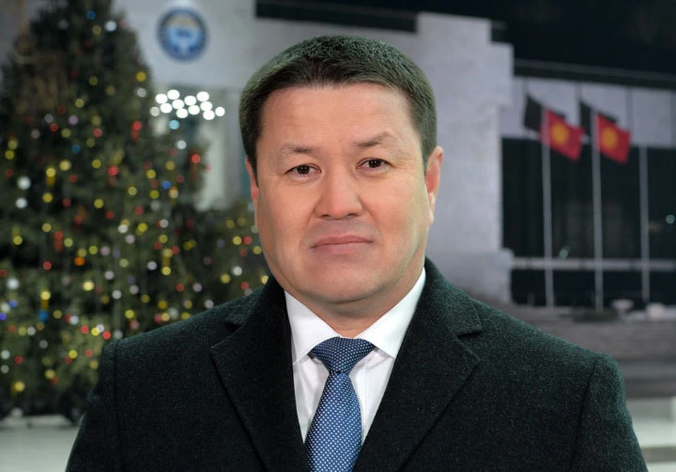 И.о. главы государства поздравил кыргызстанцев с Новым годом.