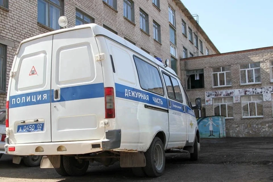 При себе у погибшего была записка и документы
