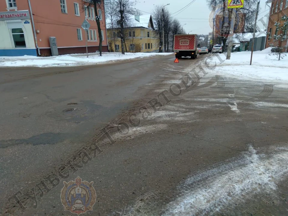 Ребенок переходил дорогу по зебре без светофора