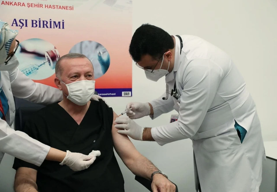 Эрдоган сделал прививку от коронавируса. Фото: Telegram-канал Эрдогана