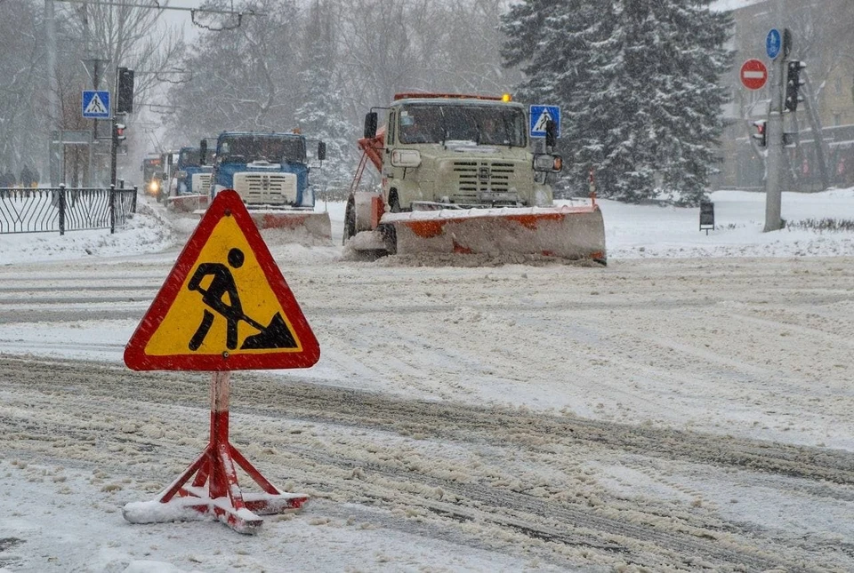 За последние сутки в Донецке выпало больше 15 сантиметров снега. Фото: администрация города Донецка