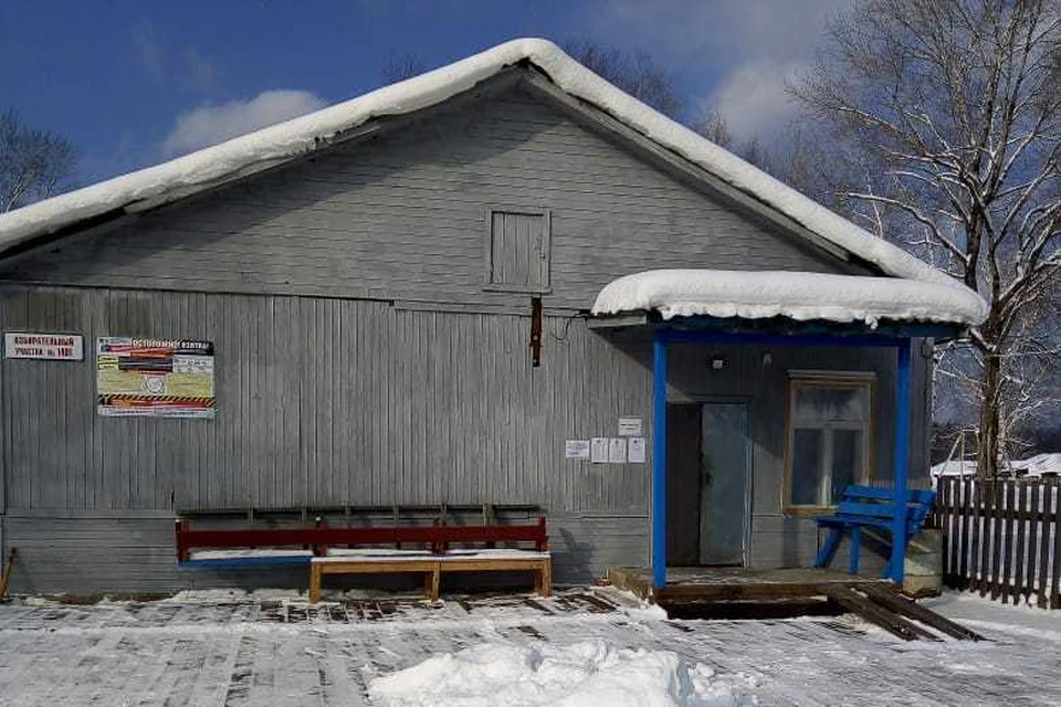 Сельский клуб в селе Глубинном, где сейчас проводят школьные занятия. Фото: пресс-служба Ростелеком - Дальний Восток