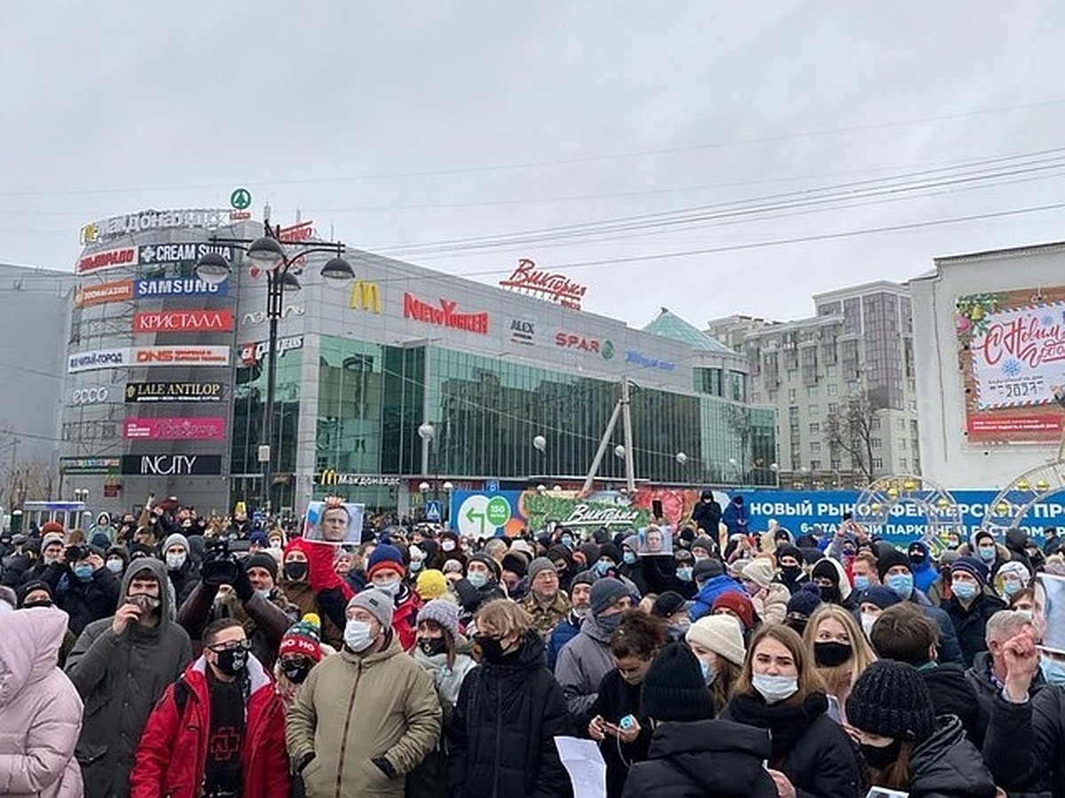 Адвокат об акции протеста в Рязани: По закону мирный митинг никто запретить  не может - KP.RU