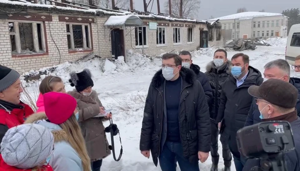 Глеб Никитин посетил село Макарий, где недавно сгорел комплекс "Ветлуга"