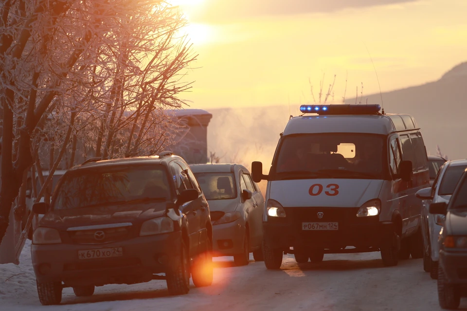 В Новокузнецке из-за столкновения двух автомобилей пострадал пешеход