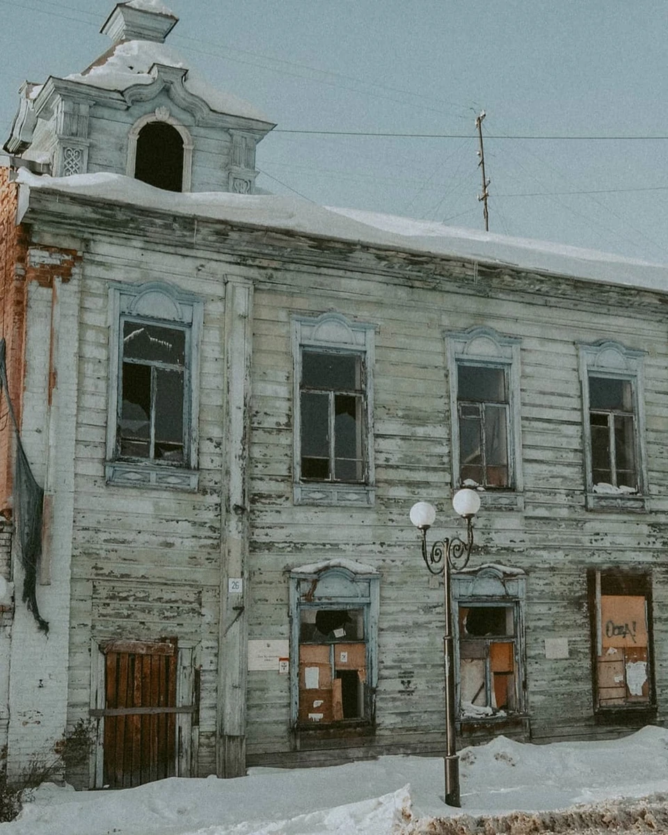 В Тобольске началась реконструкция старых, заброшенных домов - KP.RU