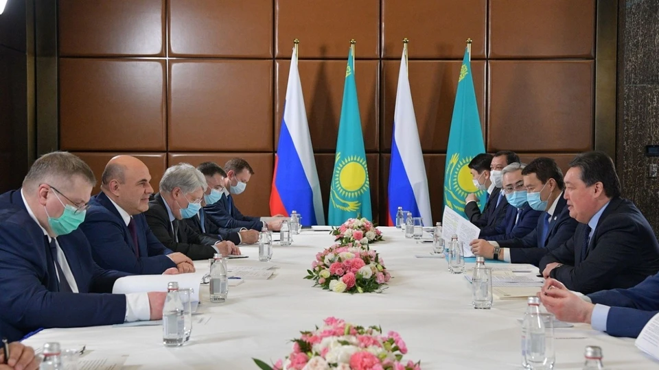 Встреча Михаила Мишустина с Премьер-министром Казахстана Аскаром Маминым. Фото с сайта government.kz
