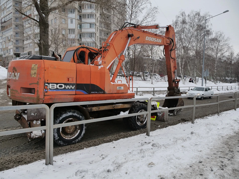 Движение по дублерам Ново-Садовой перекрыто с 3 февраля и до окончания работ