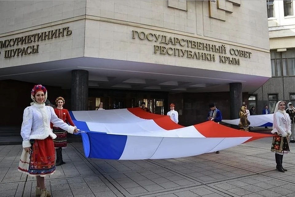 Европа и США ввели санкции в 2014 году, после того, как Крым стал российским регионом