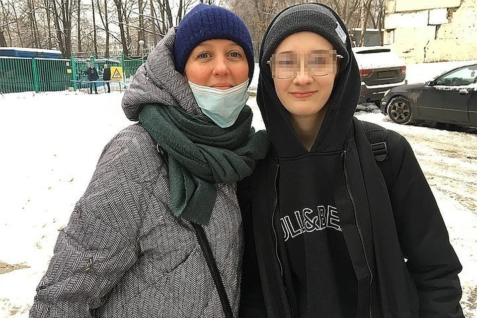 Москвичка Оксана Романова с дочерью.