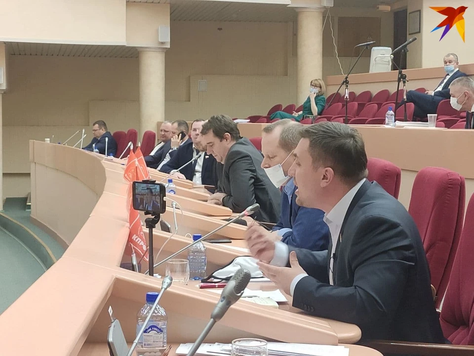 Депутаты Саратовской областной думы обсудили Николая Бондаренко