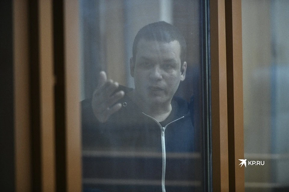 На суде Денис Сабуров вел себя вызывающе