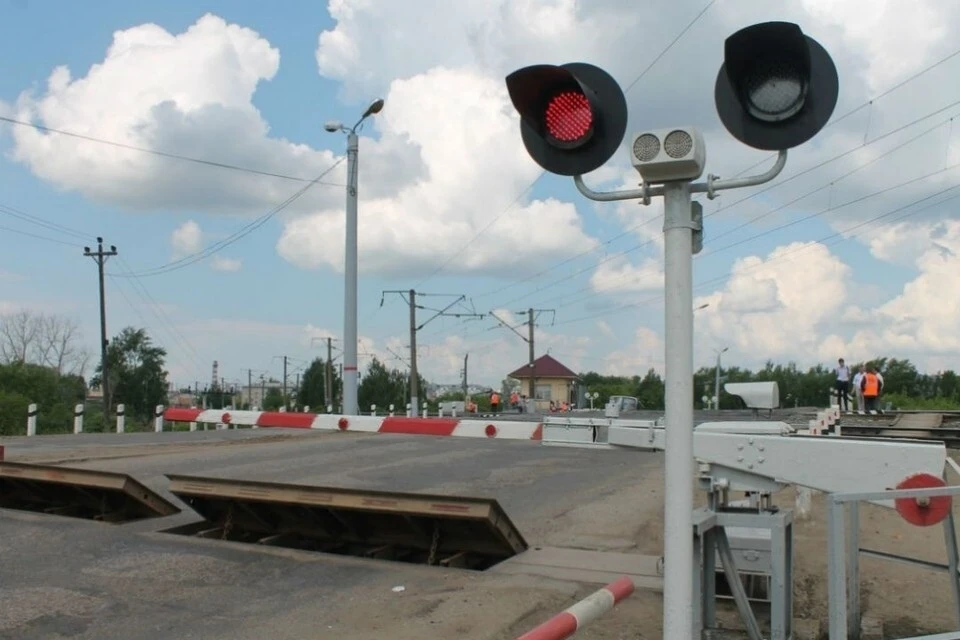 Переезд будет закрыт с 20.00 19 февраля до 05.00 20 февраля. Фото: admkirov.ru