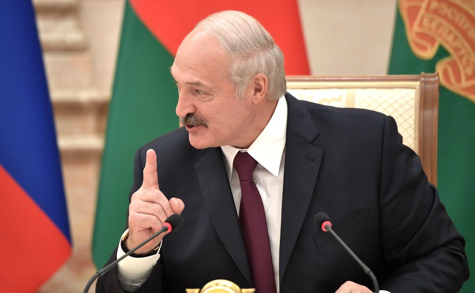 Лукашенко надеется возобновить автомобильное сообщение с Россией к лету.
