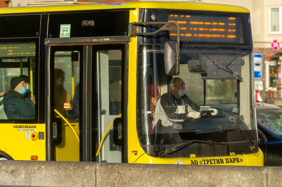 Пассажирка автобуса выстрелила в пенсионерку в Петербурге