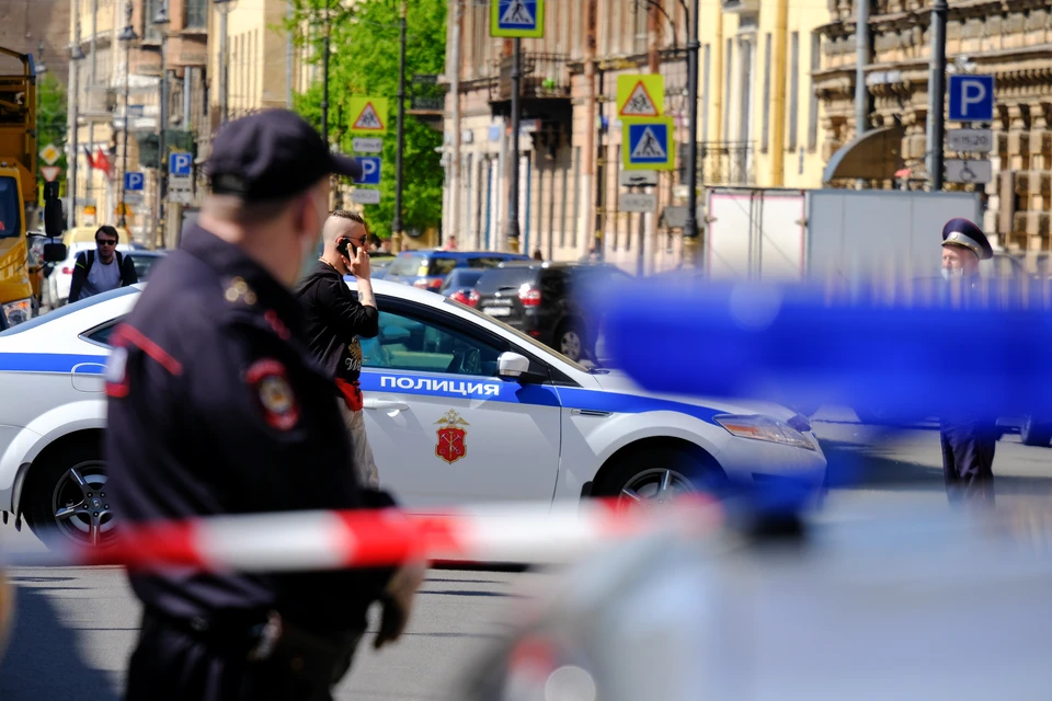 В Петербурге за убийство разыскивают мужчину, зарезавшего сожительницу