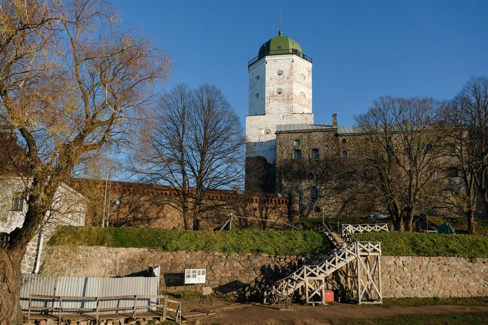 Полтора года без Святого Олафа: Башня Выборгского замка закрывается реставрацию.
