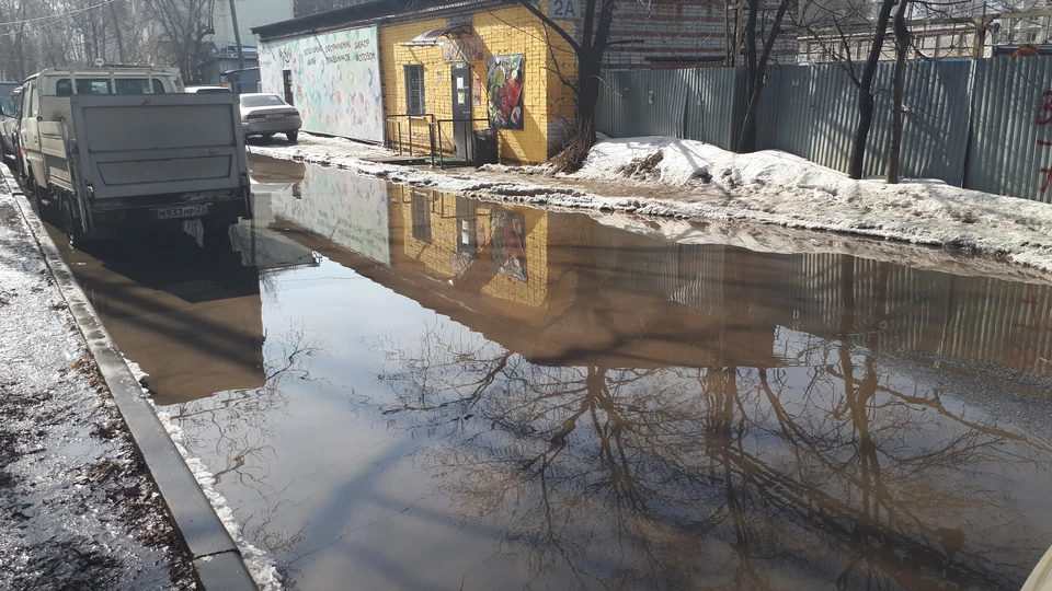 Дорогу, ведущую к краевой психиатрической больнице, размыло талыми водами