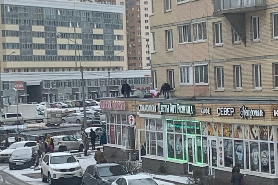 Маленькая девочка погибла на Туристской улице. Фото: vk.com/spb_today