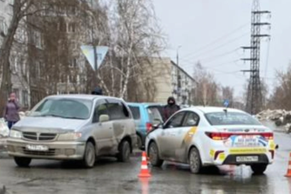Ребенок был в автокресле и пристегнут. Фото: отдел пропаганды ГИБДД по Новосибирску